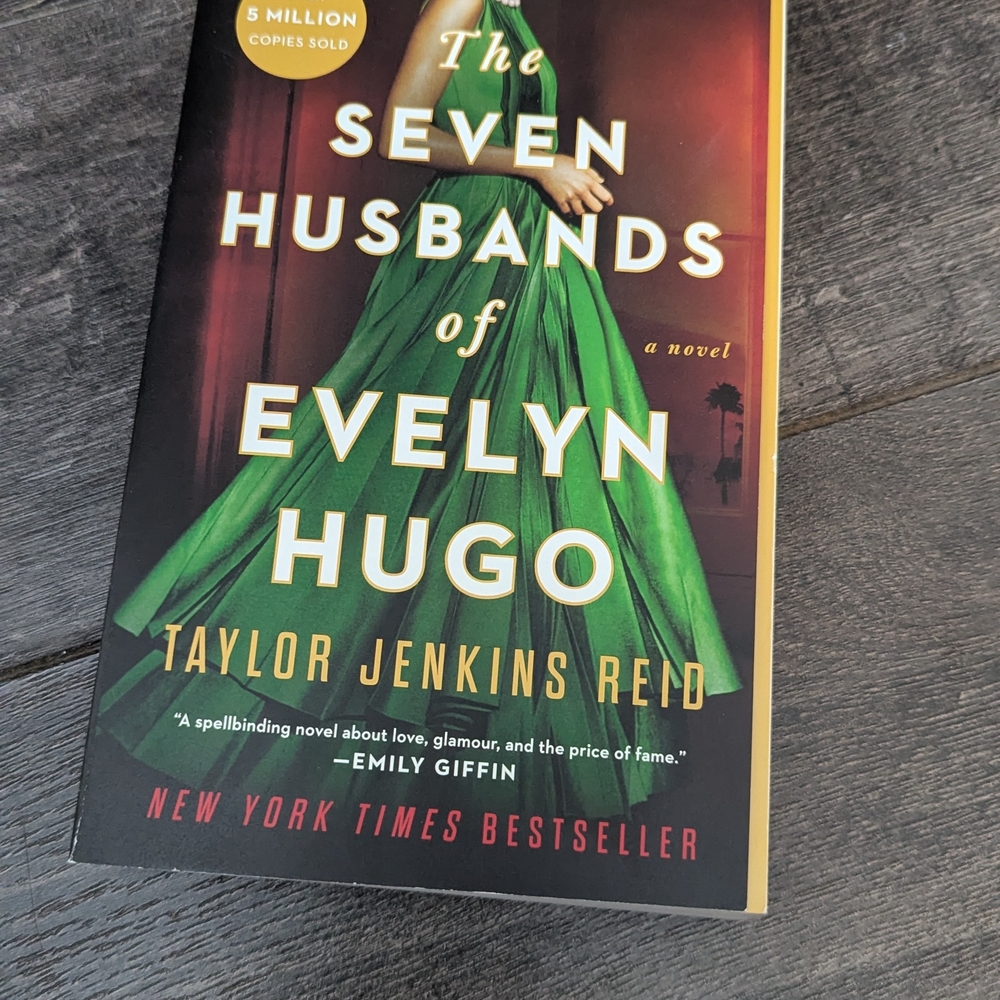 The Seven Husbands of Evelyn Hugo Book